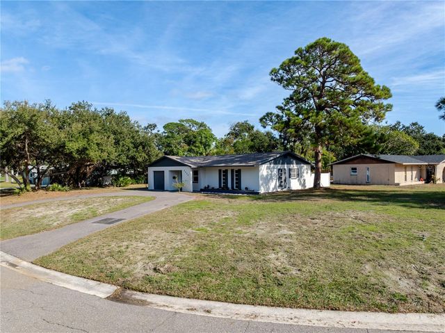 2500 MIRANDA WAY S, St Petersburg, FL 33712