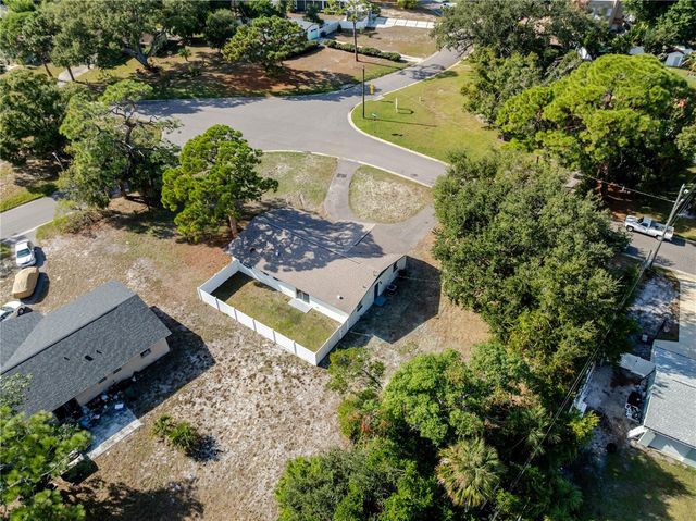 2500 MIRANDA WAY S, St Petersburg, FL 33712