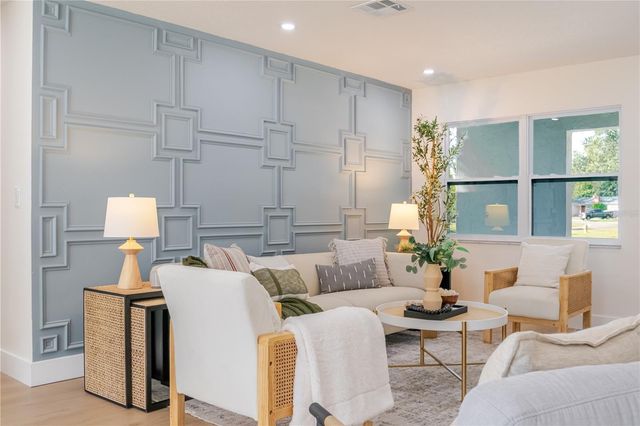 2500 MIRANDA WAY S, St Petersburg, FL 33712