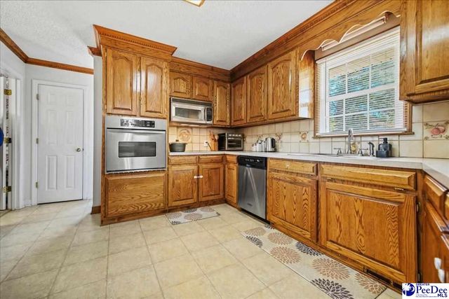 728 Wire Rd, Darlington, SC 29532