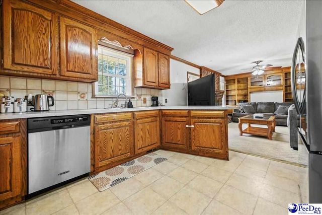 728 Wire Rd, Darlington, SC 29532