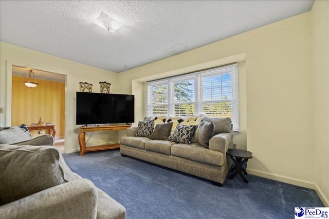 728 Wire Rd, Darlington, SC 29532