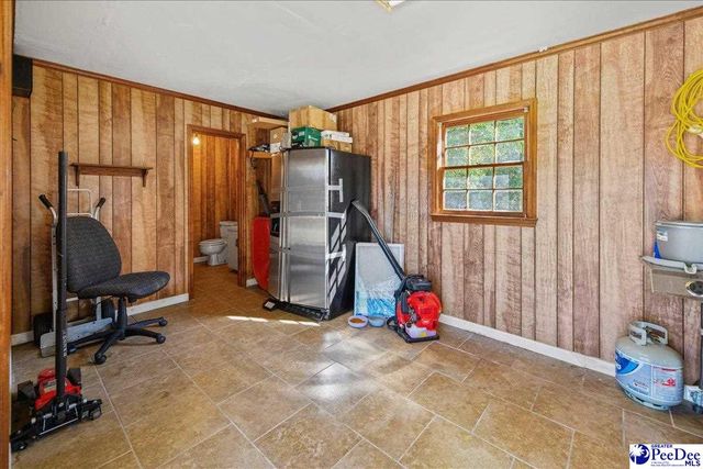 728 Wire Rd, Darlington, SC 29532