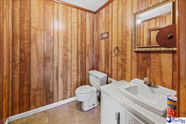 728 Wire Rd, Darlington, SC 29532