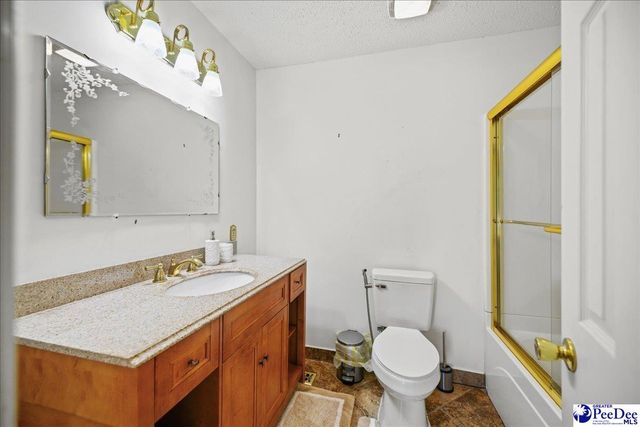 728 Wire Rd, Darlington, SC 29532