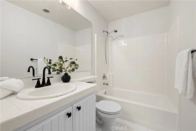 23307 Anacapa, Valencia, CA 91354