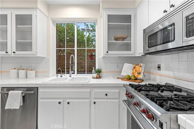 23307 Anacapa, Valencia, CA 91354