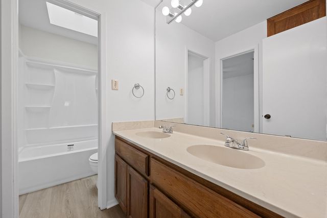 3801 Menchaca RD 6, Austin, TX 78704
