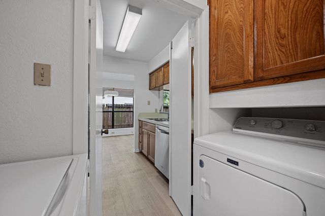 3801 Menchaca RD 6, Austin, TX 78704