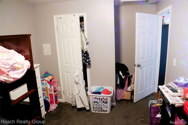 6020 Vivian Street, Taylor, MI 48180