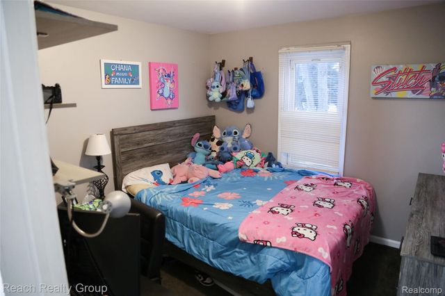 6020 Vivian Street, Taylor, MI 48180