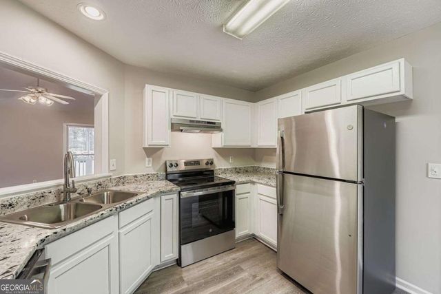 292 Yellowstone Drive, Powder Springs, GA 30127