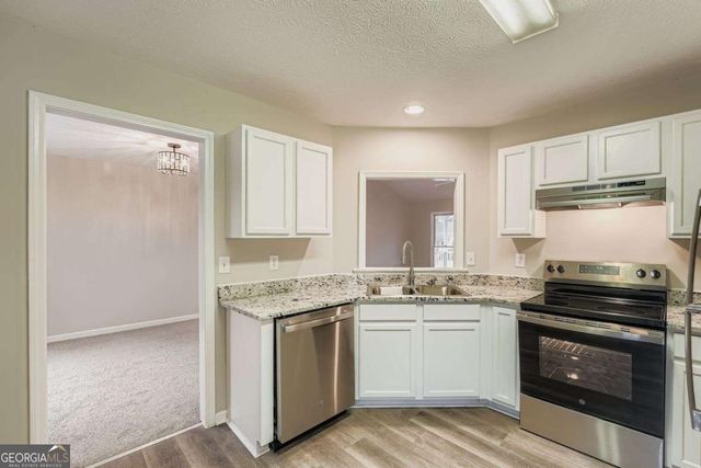 292 Yellowstone Drive, Powder Springs, GA 30127