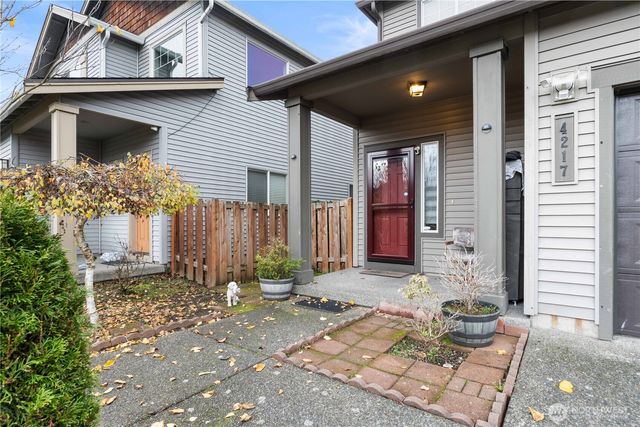 4217 L Place NE, Auburn, WA 98002
