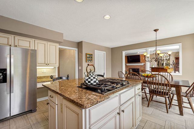 102 Foxwood Drive, Mccandless, PA 15090