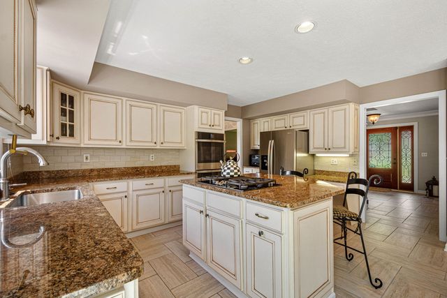 102 Foxwood Drive, Mccandless, PA 15090