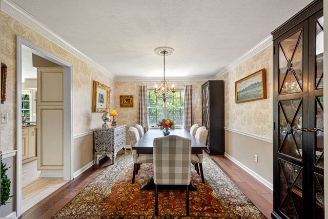 102 Foxwood Drive, Mccandless, PA 15090