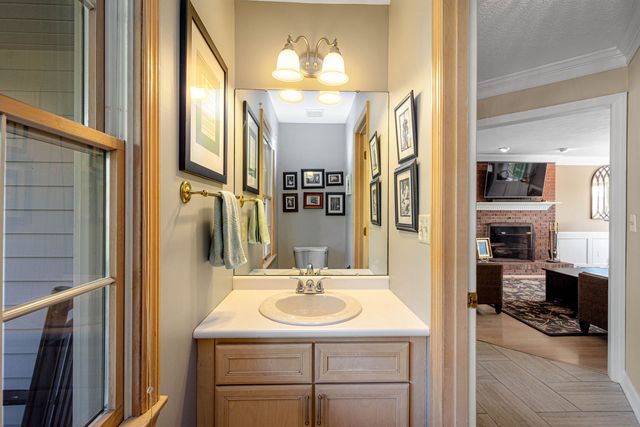 102 Foxwood Drive, Mccandless, PA 15090