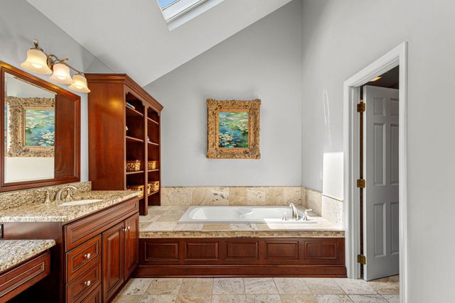 102 Foxwood Drive, Mccandless, PA 15090