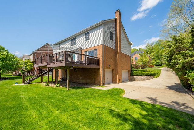 102 Foxwood Drive, Mccandless, PA 15090