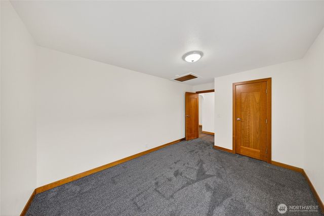 337 E Rio Vista Avenue, Burlington, WA 98233