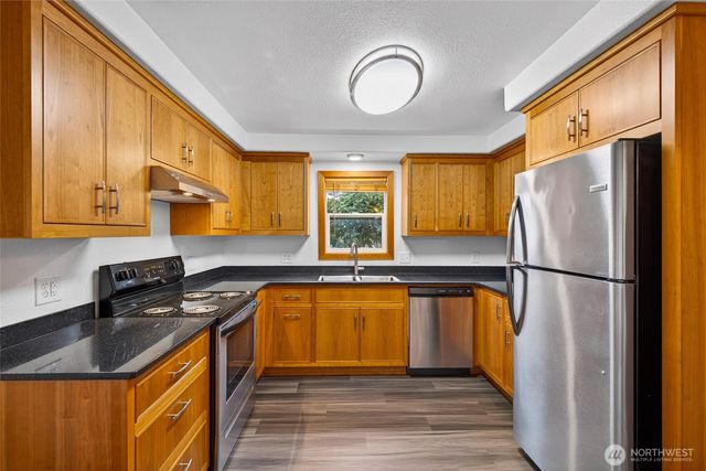 337 E Rio Vista Avenue, Burlington, WA 98233