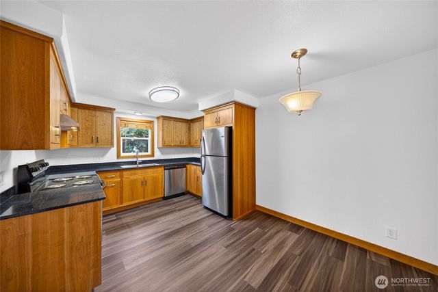 337 E Rio Vista Avenue, Burlington, WA 98233