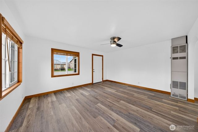 337 E Rio Vista Avenue, Burlington, WA 98233