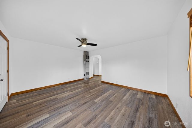 337 E Rio Vista Avenue, Burlington, WA 98233