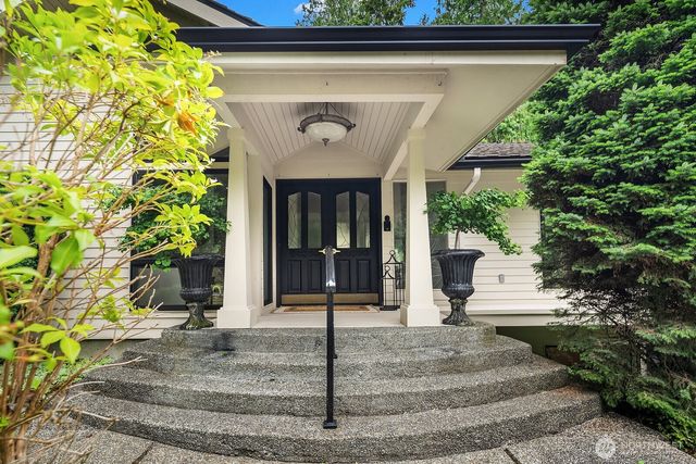 2725 Sahalee Drive W, Sammamish, WA 98074