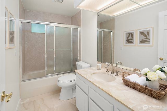 2725 Sahalee Drive W, Sammamish, WA 98074