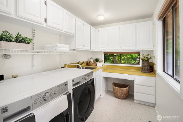 2725 Sahalee Drive W, Sammamish, WA 98074
