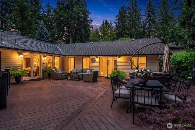 2725 Sahalee Drive W, Sammamish, WA 98074