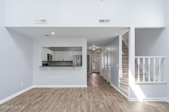 6211 Wrightsville Avenue Apt 102, Wilmington, NC 28403