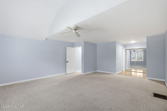6211 Wrightsville Avenue Apt 102, Wilmington, NC 28403