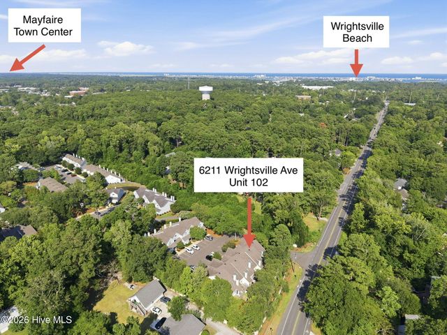 6211 Wrightsville Avenue Apt 102, Wilmington, NC 28403