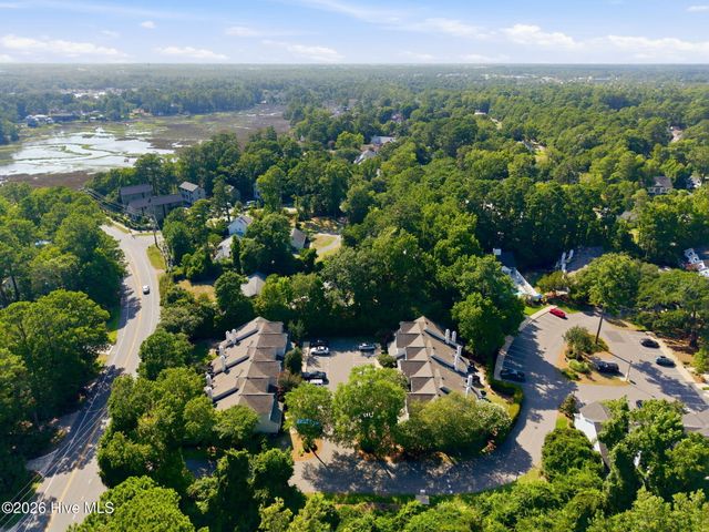6211 Wrightsville Avenue Apt 102, Wilmington, NC 28403