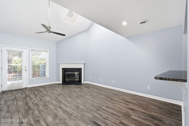 6211 Wrightsville Avenue Apt 102, Wilmington, NC 28403