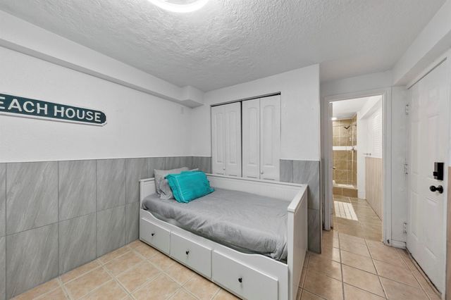 16607 Jamaica Cove Road, Jamaica Beach, TX 77554