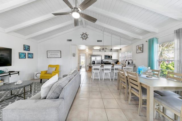 16607 Jamaica Cove Road, Jamaica Beach, TX 77554