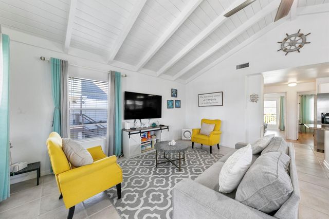 16607 Jamaica Cove Road, Jamaica Beach, TX 77554