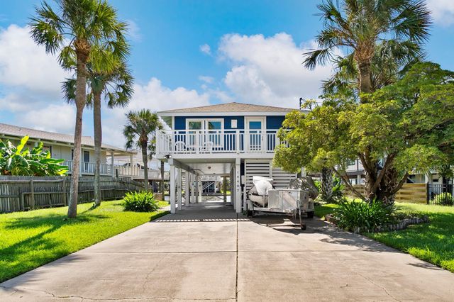 16607 Jamaica Cove Road, Jamaica Beach, TX 77554