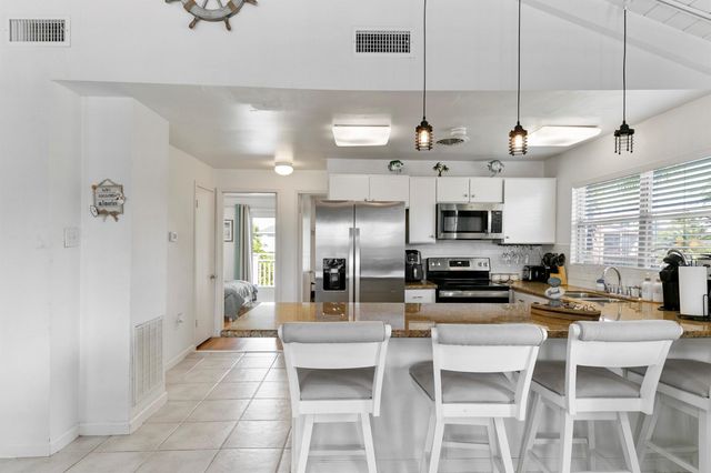 16607 Jamaica Cove Road, Jamaica Beach, TX 77554