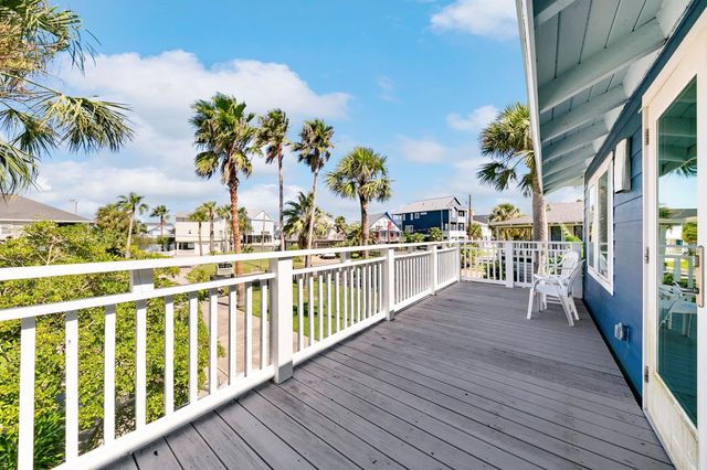 16607 Jamaica Cove Road, Jamaica Beach, TX 77554