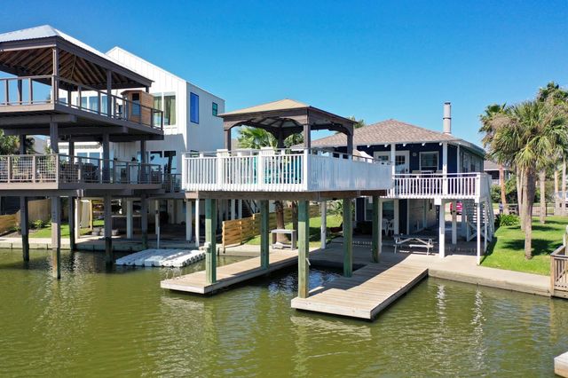 16607 Jamaica Cove Road, Jamaica Beach, TX 77554