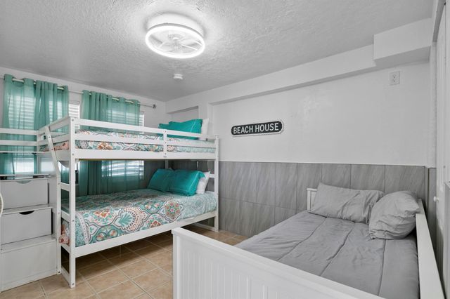 16607 Jamaica Cove Road, Jamaica Beach, TX 77554