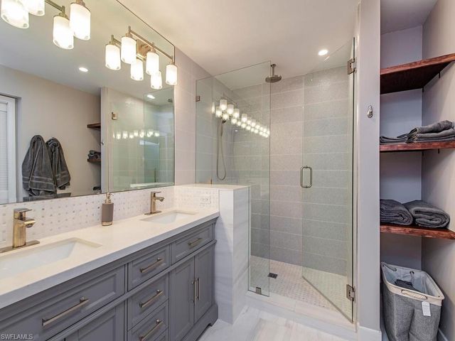 840 Meadowland DR H, Naples, FL 34108
