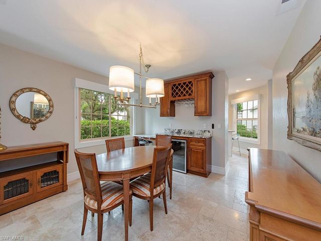 840 Meadowland DR H, Naples, FL 34108
