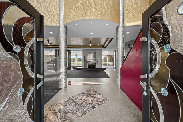 18713 PEPPER PIKE, Lutz, FL 33558