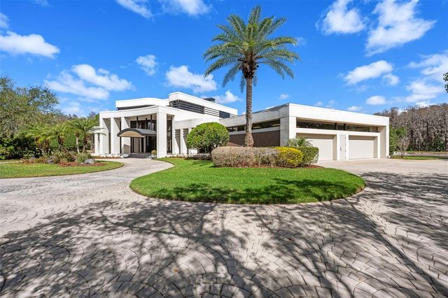 18713 PEPPER PIKE, Lutz, FL 33558